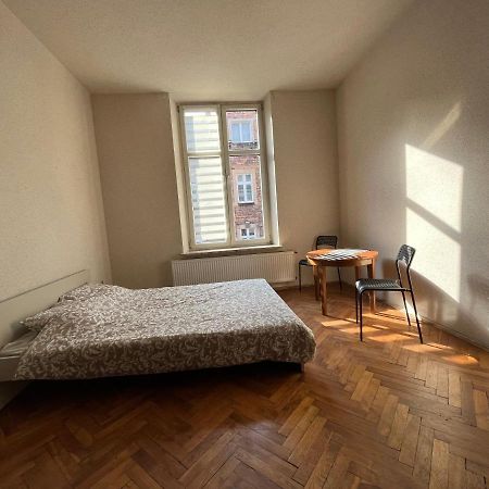 Spacious Apartment Krasków Exterior foto
