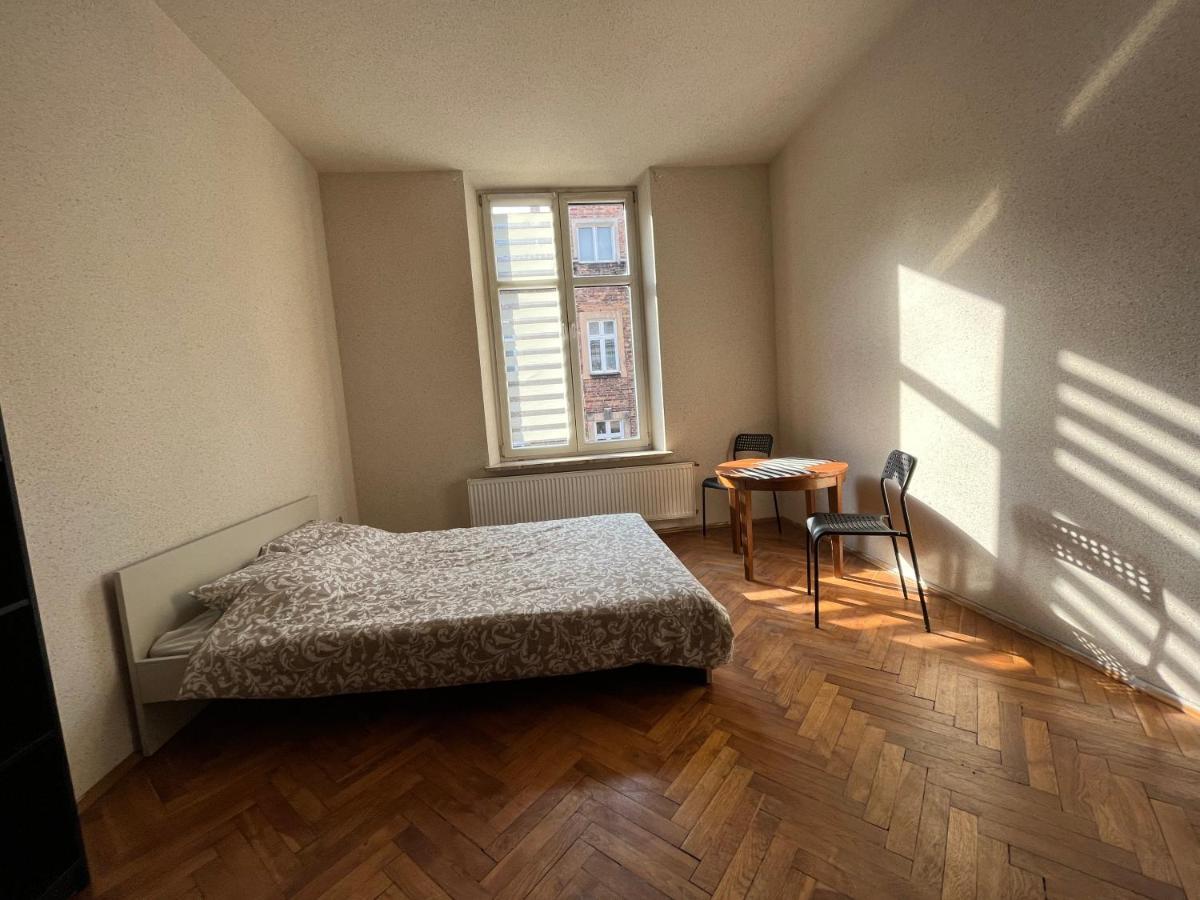 Spacious Apartment Krasków Exterior foto
